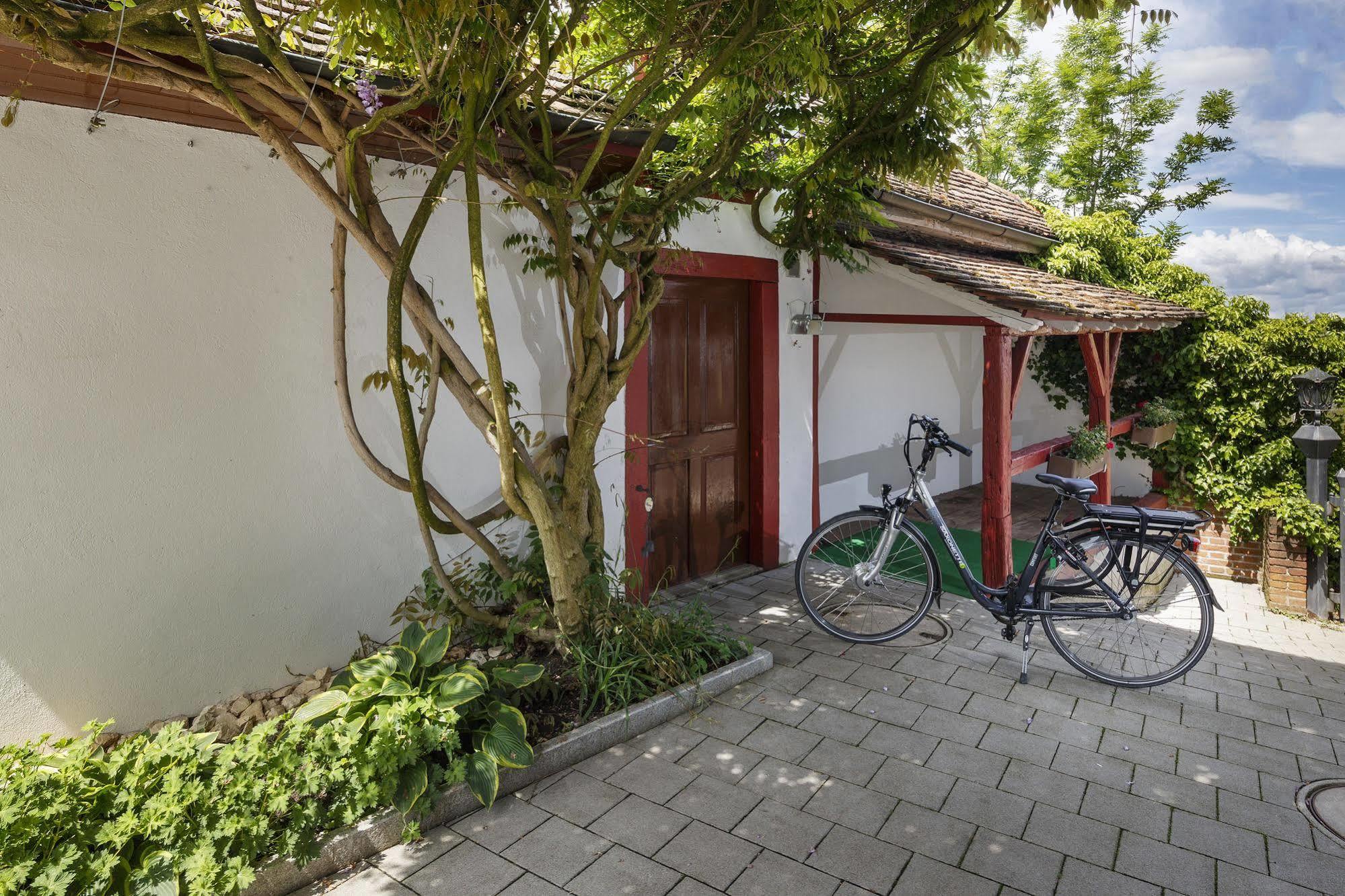 Seemoewe Swiss Quality Hotel Güttingen Exterior foto